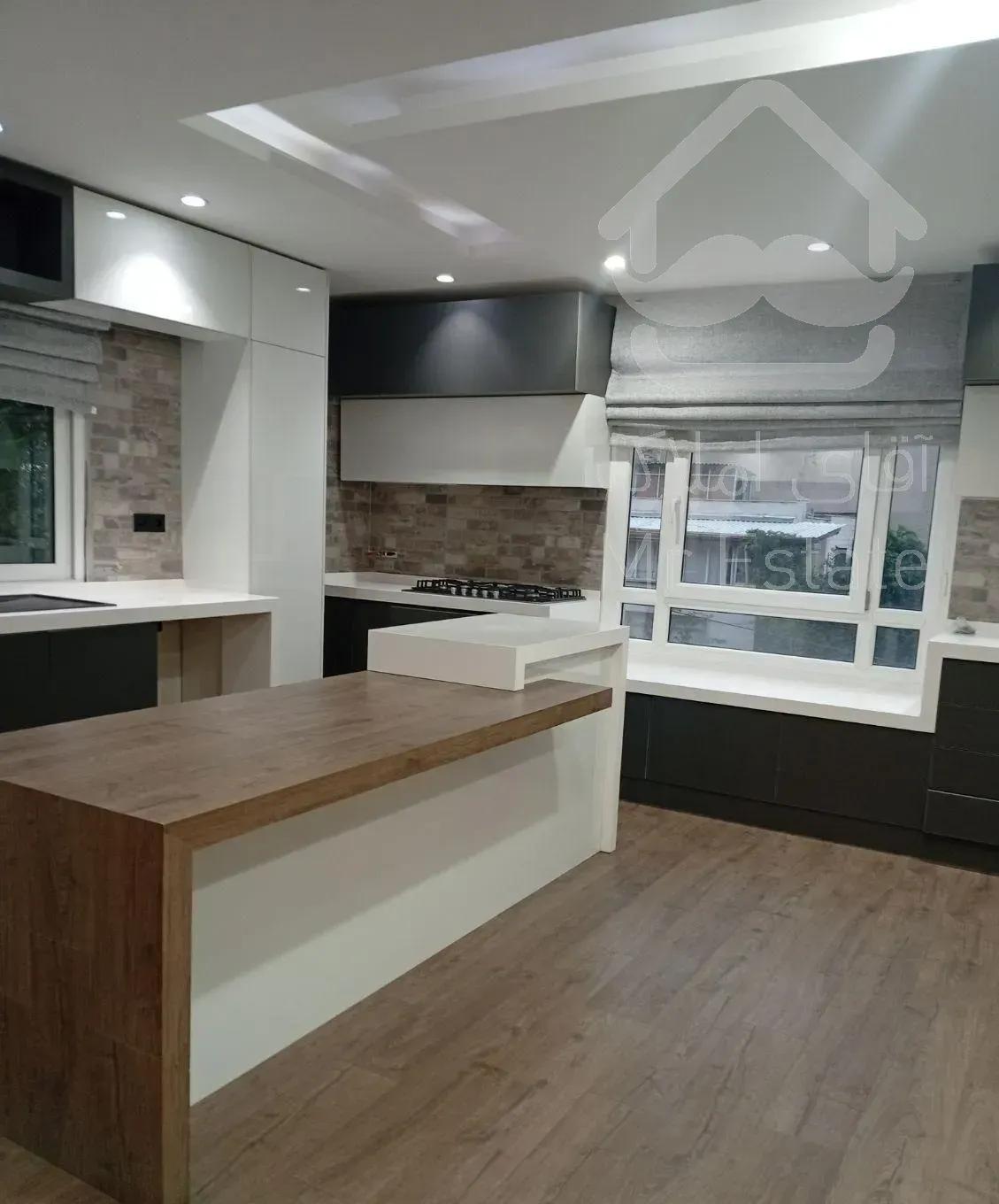 ۲۰۰ متر سه خوابه آجودانیه / برج باغ / فول بازسازی