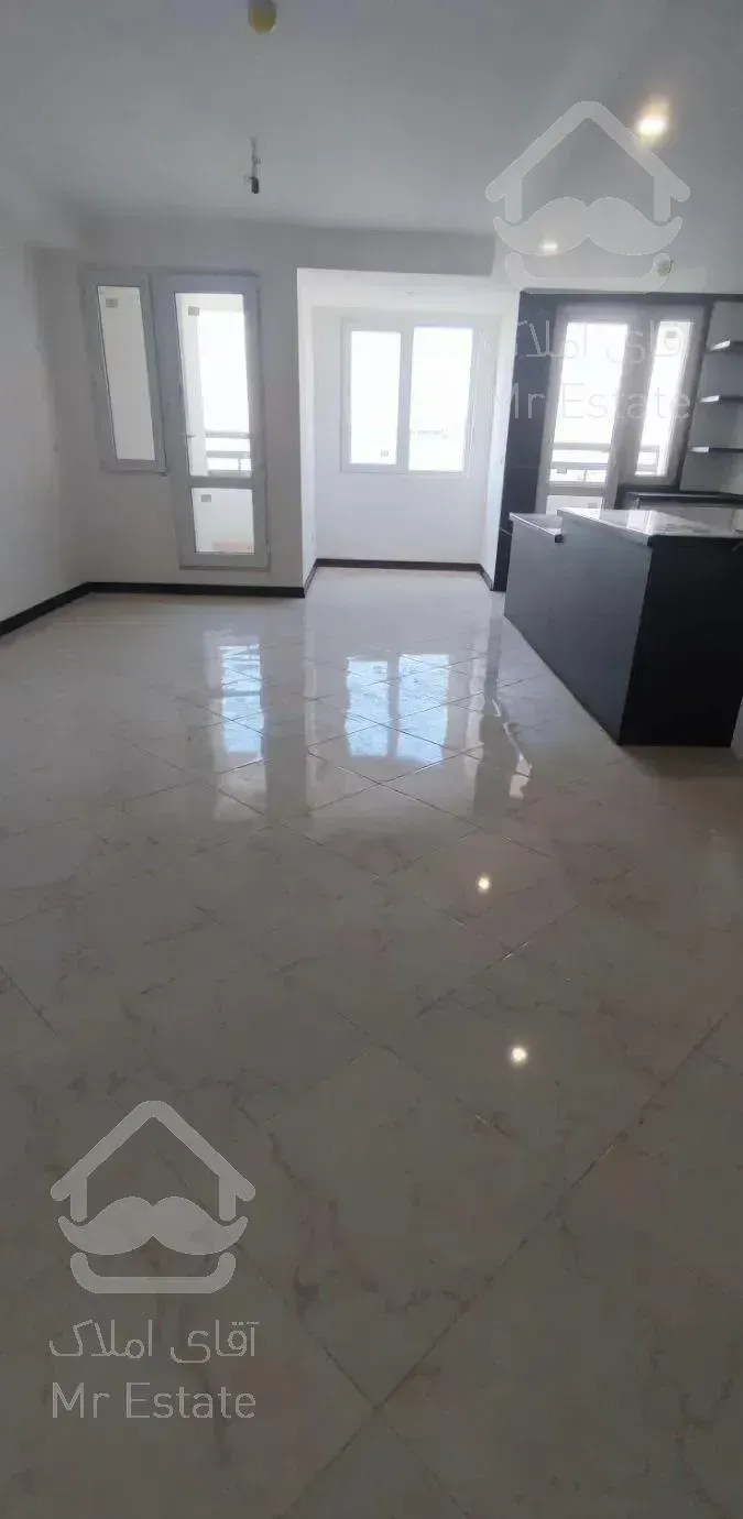 118متر دو خوابه/برج مروارید/18ماه/ویو دار