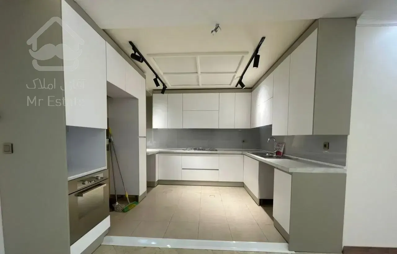 ۱۷۰ متر سه خواب