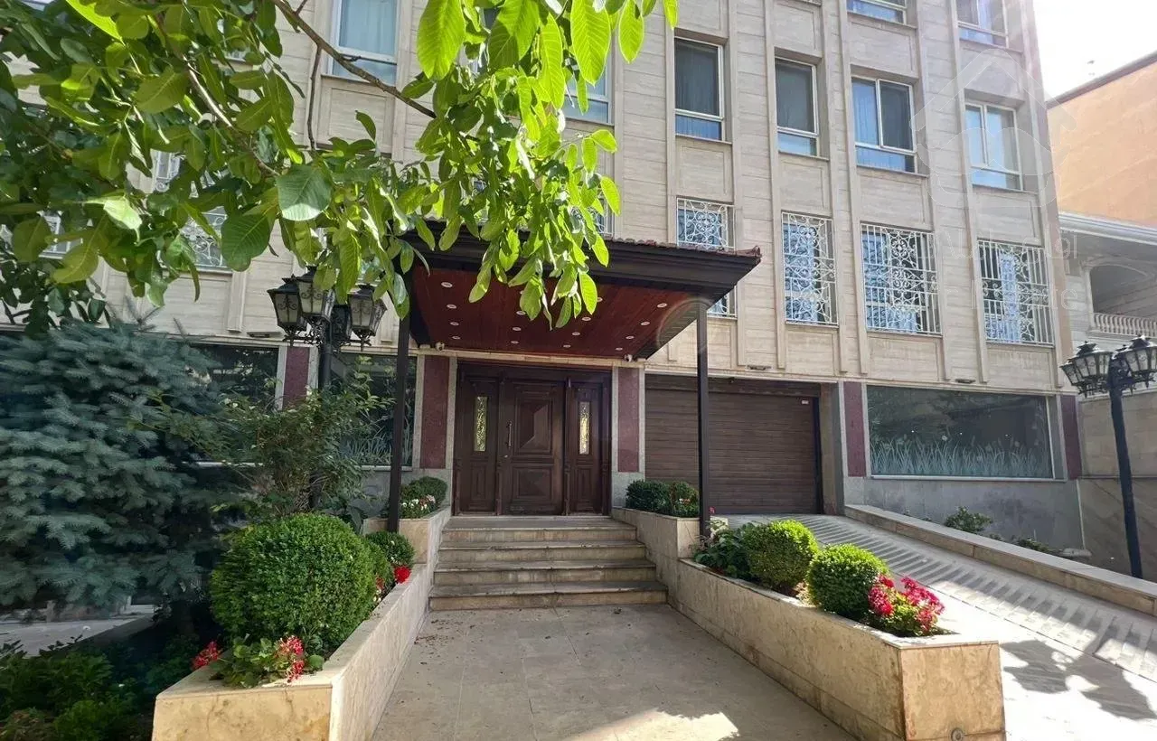 فروش واحد ۲۰۷ متر نیاوران نصف مبلغ تهاتر