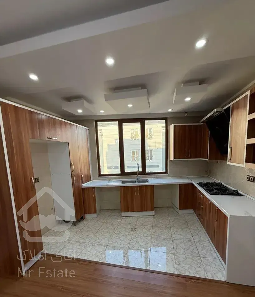 ۷۰متر فول امکانات پونک ( فکوری )