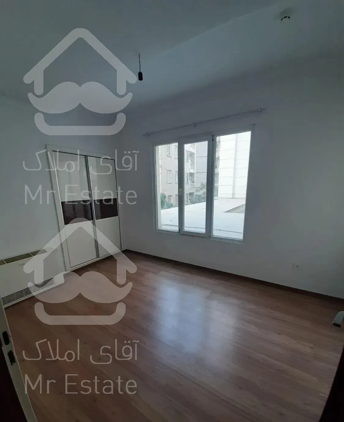 برج رویال گاردن ۱۲۵ متر دو خواب قابل تبدیل