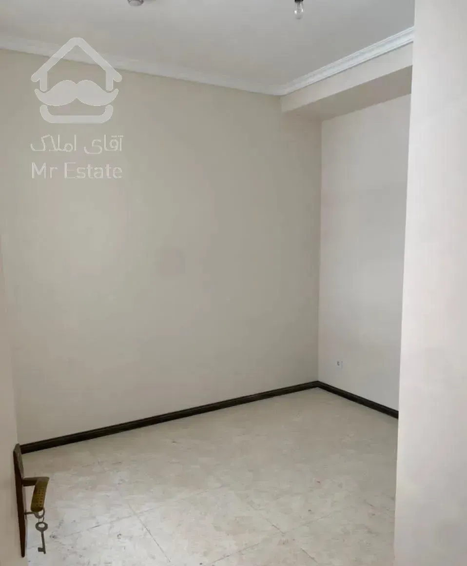 ۵۲متر ۷متر حیاط خلوت فلکه اول تهرانپارس نوساز