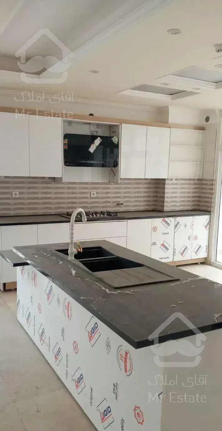 ۱۷۵ متر تکواحدی ۲نبش اکواریوم ولیعصر طالقانی