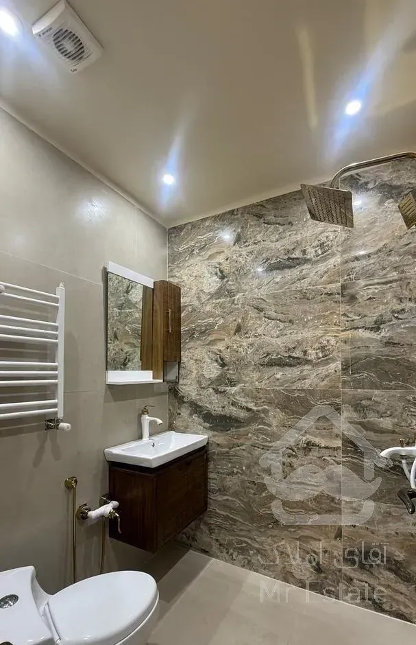 ۱۷۳ متر رو به آفتاب تاپ لوکیشن گوهردشت شیک و مرتب