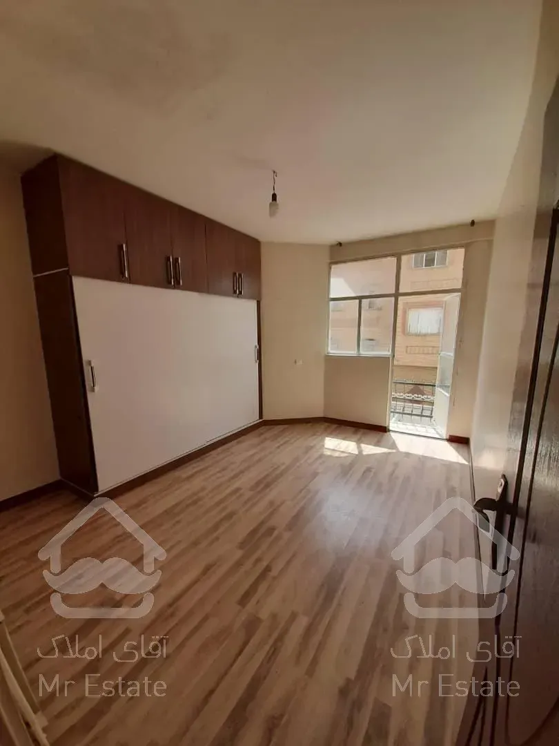 ۶۵متر فول امکانات پونک