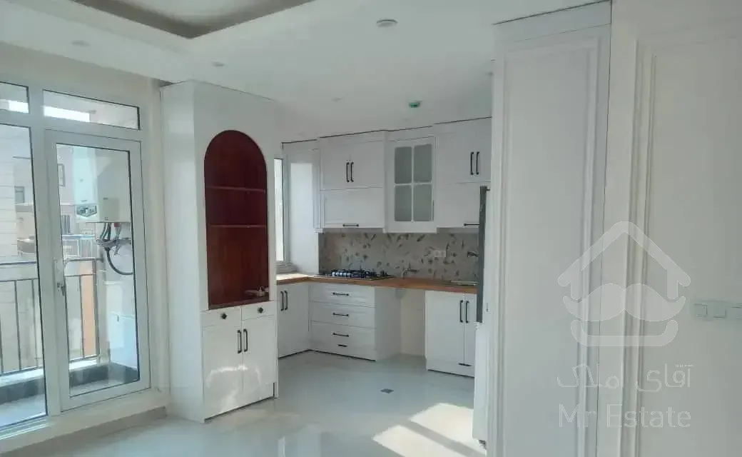 ۱۲۰متر/کلیدنخورده/تکواحدی/فول امکانات/قابل تهاتر