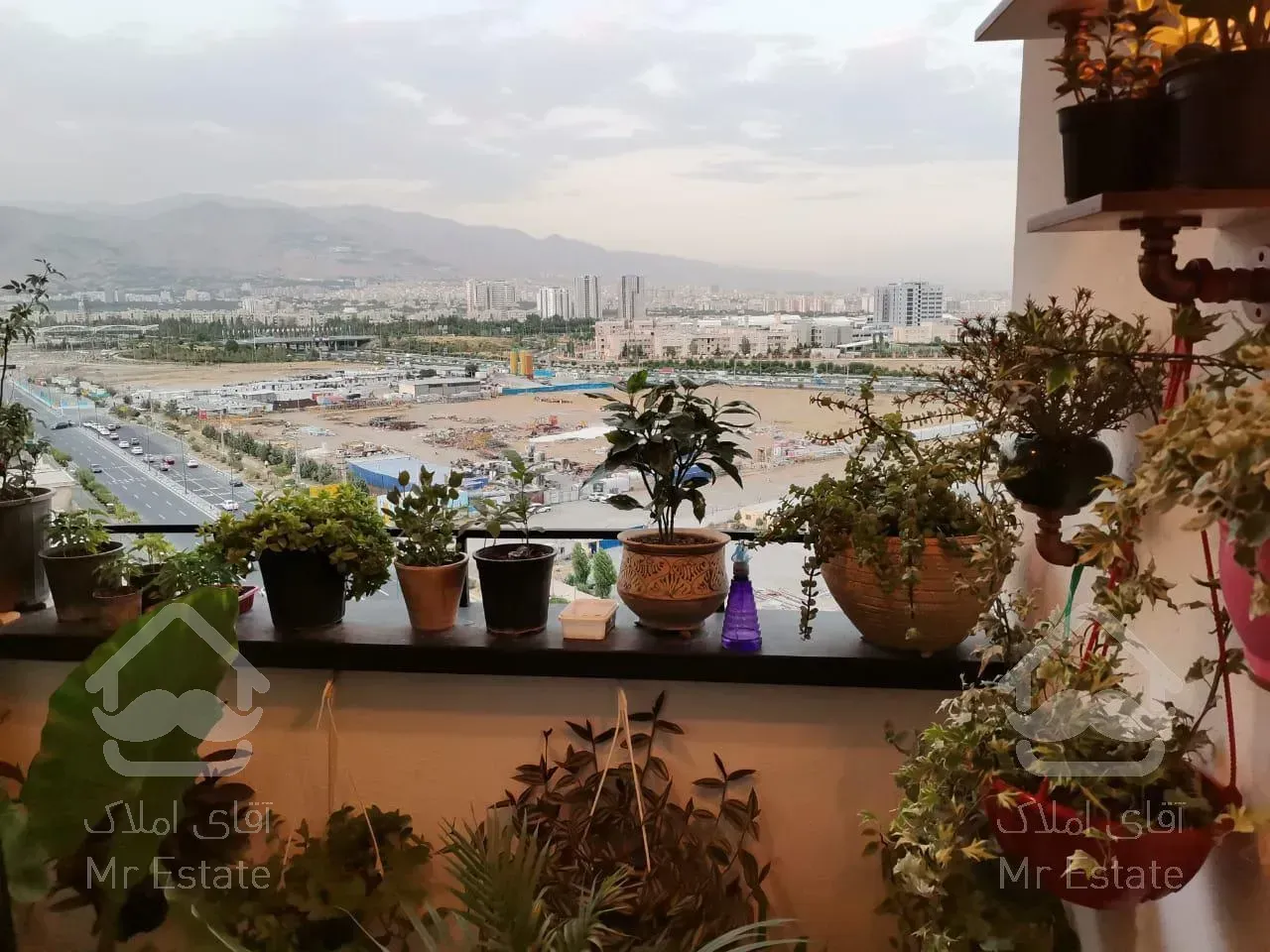 آپارتمان ۱۷۰ متری ۳ خواب برج امپریال کوهک منطقه ۲۲