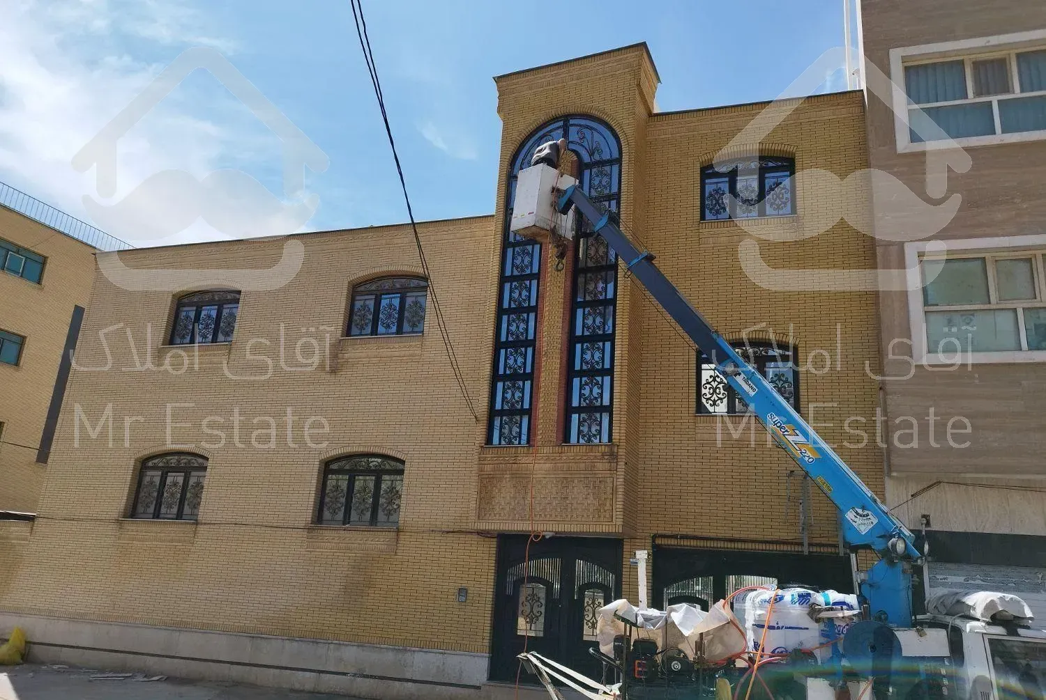 نما شوی با جرثقیل بالابر با پمپهای فشار قویح