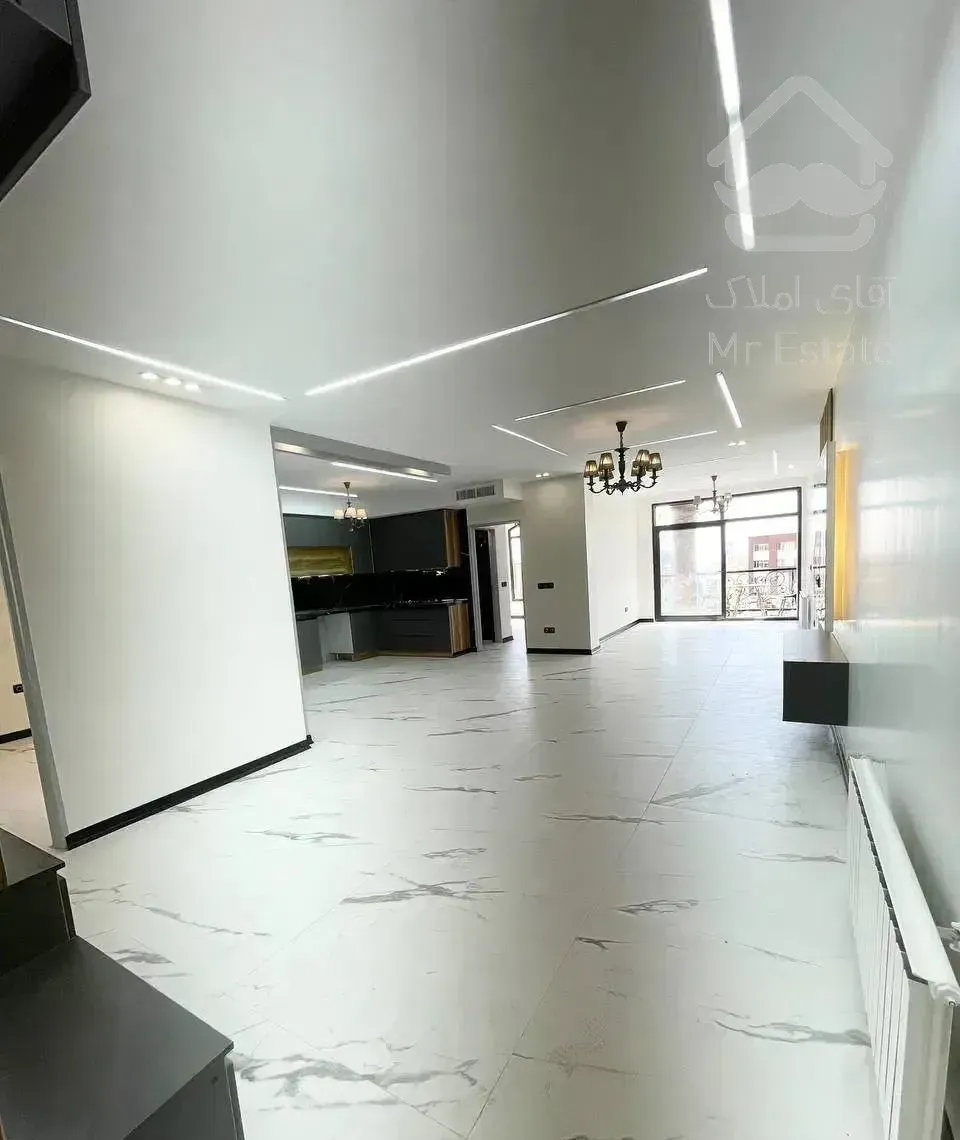 آپارتمان فروش شهرک نفت/۲ خوابه/۶ سال ساخت