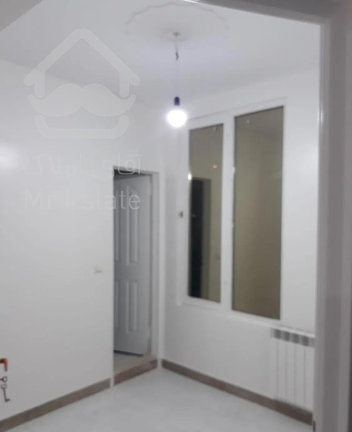 ۶۵ متر فول امکانات