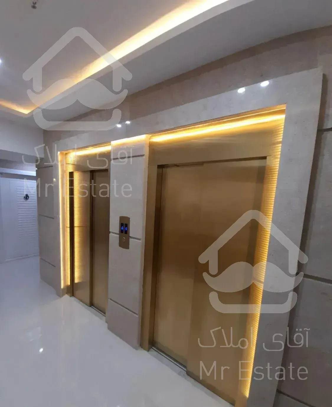 ۱۳۵ متر سه خواب صفر سند اماده شیک و برند