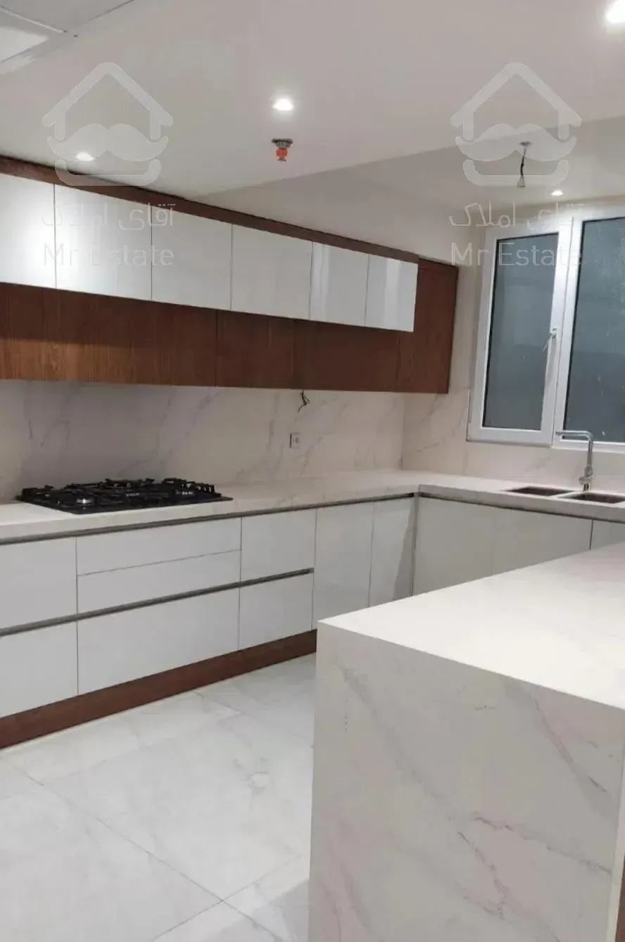 ۱۸۰متر/نوساز مدرن/دو پارکینگ باکس/تاپ لوکیشن