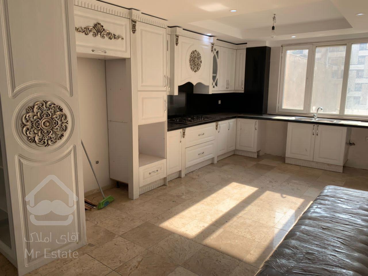 ۹۳ متری اکازیون پونک