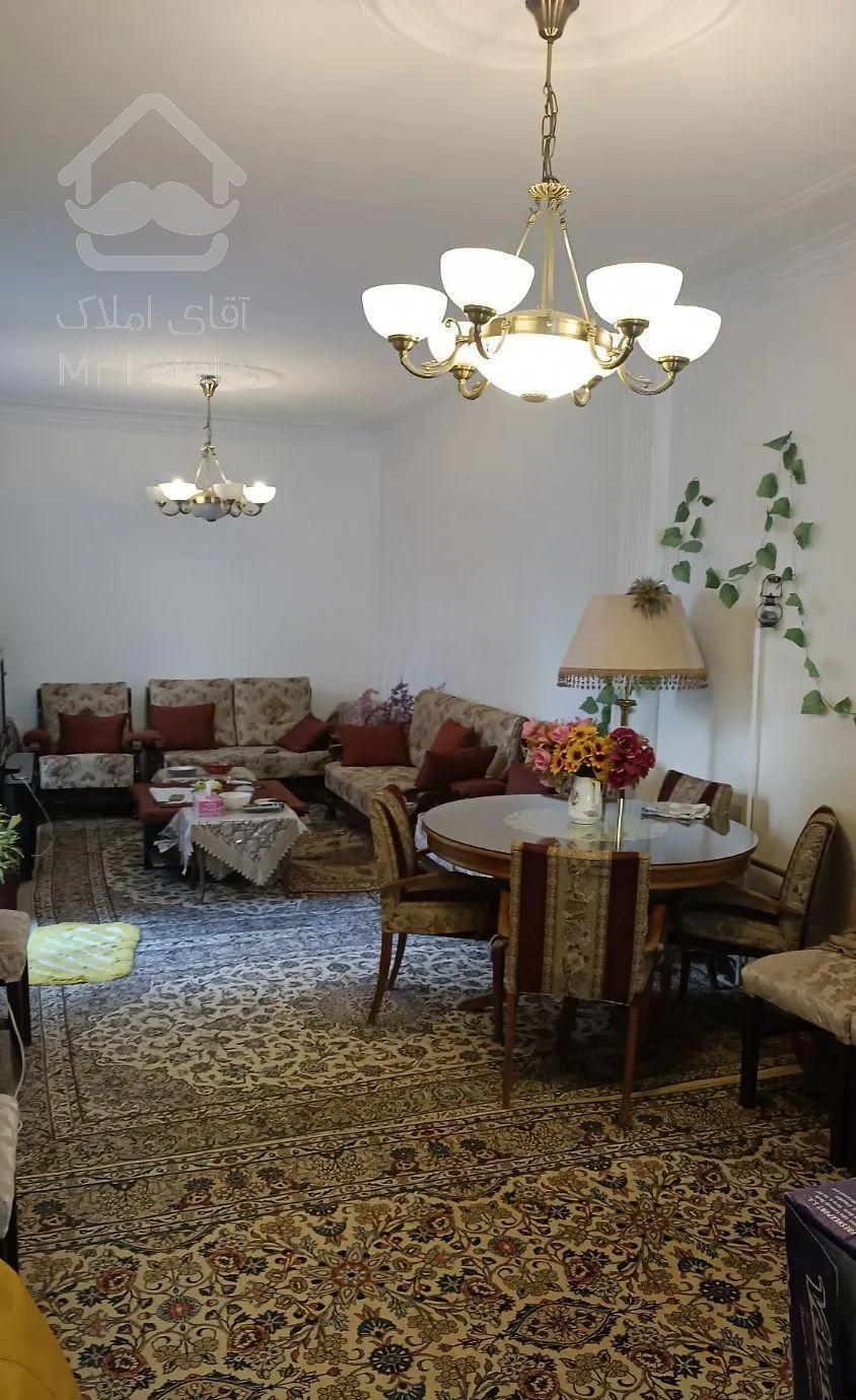 گلابدره ۸۰ متر دو خواب