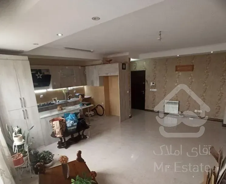 ۸۰ متری ۲ خوابه طبقه ۱ در شهرک شهید باقری