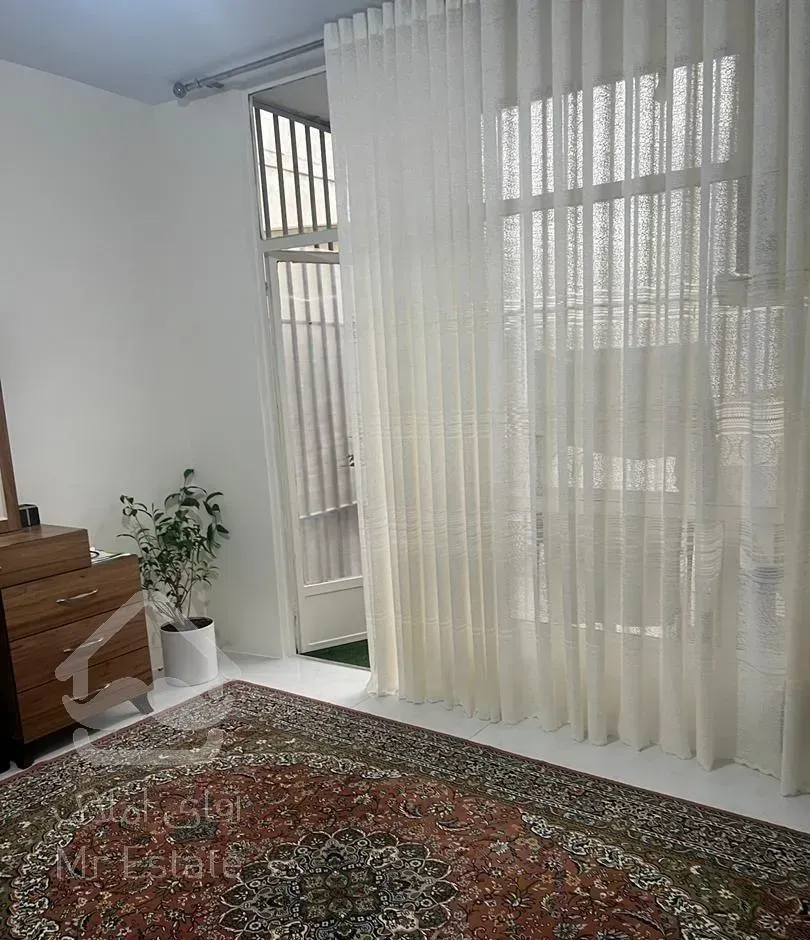 انقلاب روانمهر81 متر تکواحد دو خواب  اکازیون