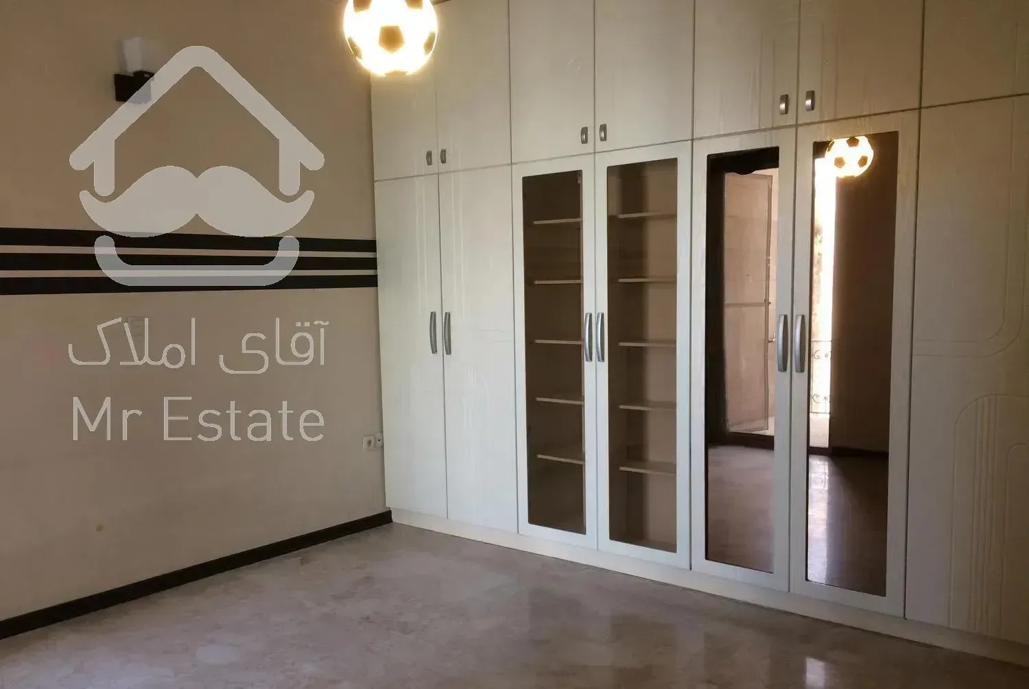 پاسداران/۱۹۵متر/خوش نقشه