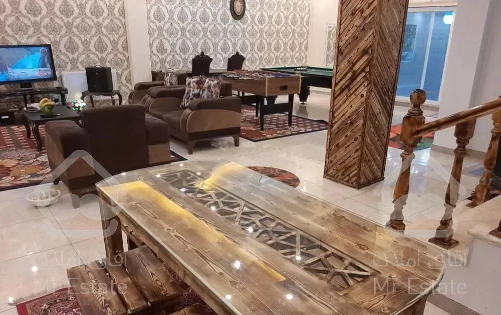 استخرجکوزی داخل شهرک