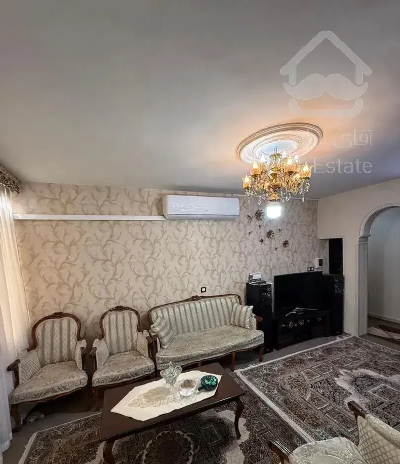 ۶۷ متر/ دوخواب/ط اول/با پارکینگ/آکواریوم