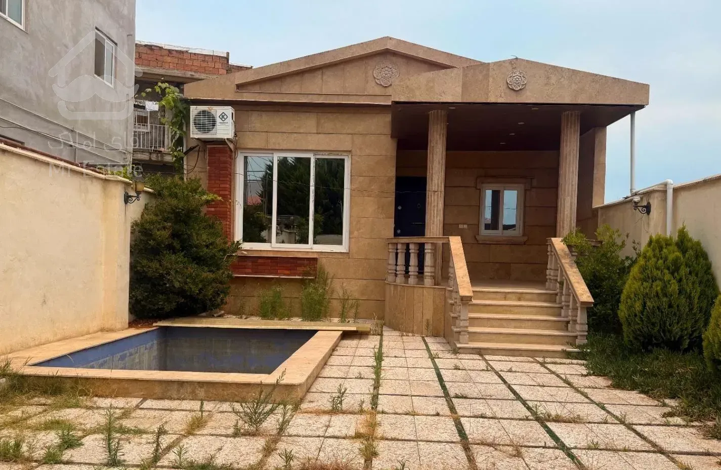 ویلا جاده پلاژ همرا با پکیج کولر استخر و چاه آب