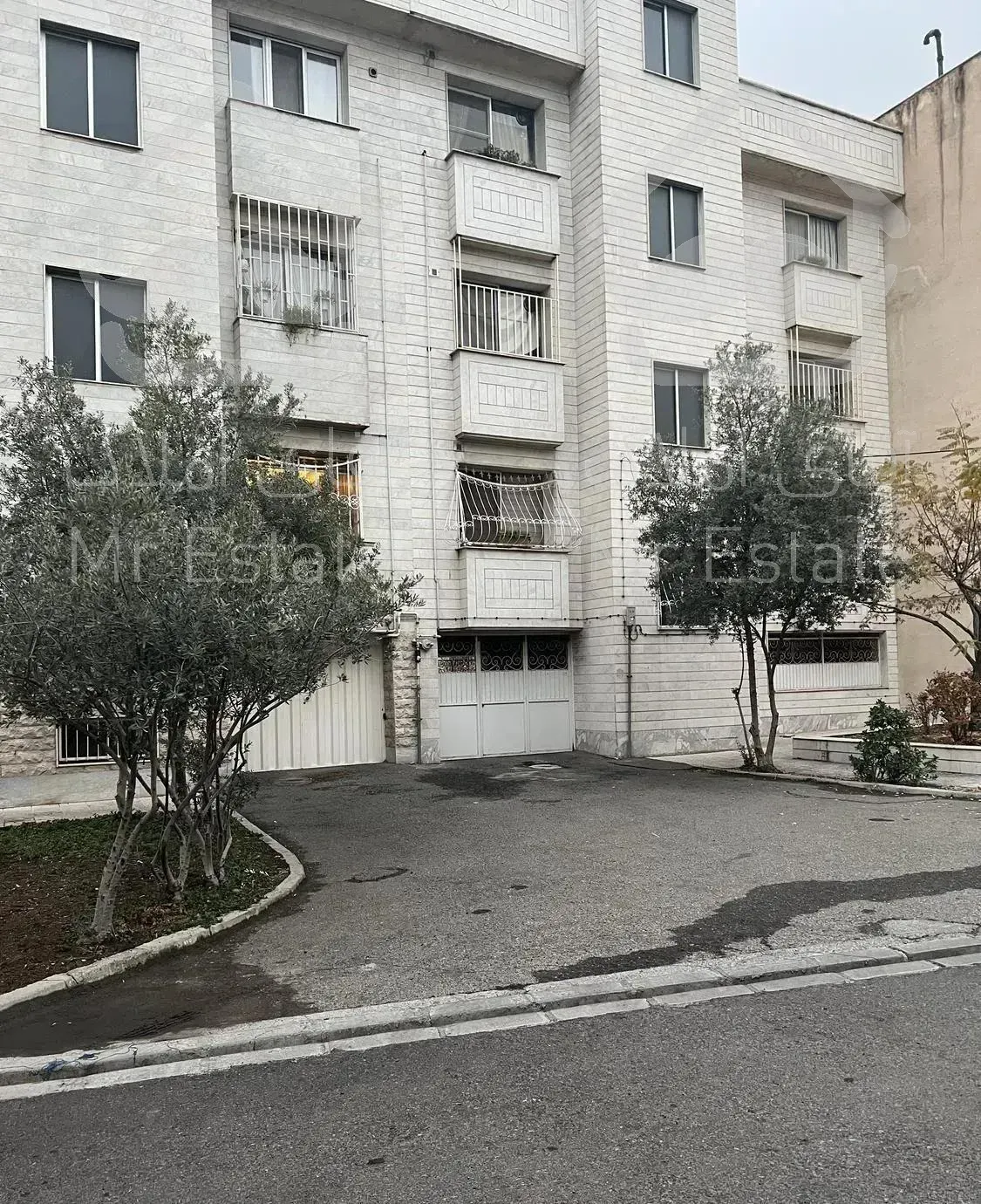 ۱۴۲ متر شهرک والفجر  خوش نقشه