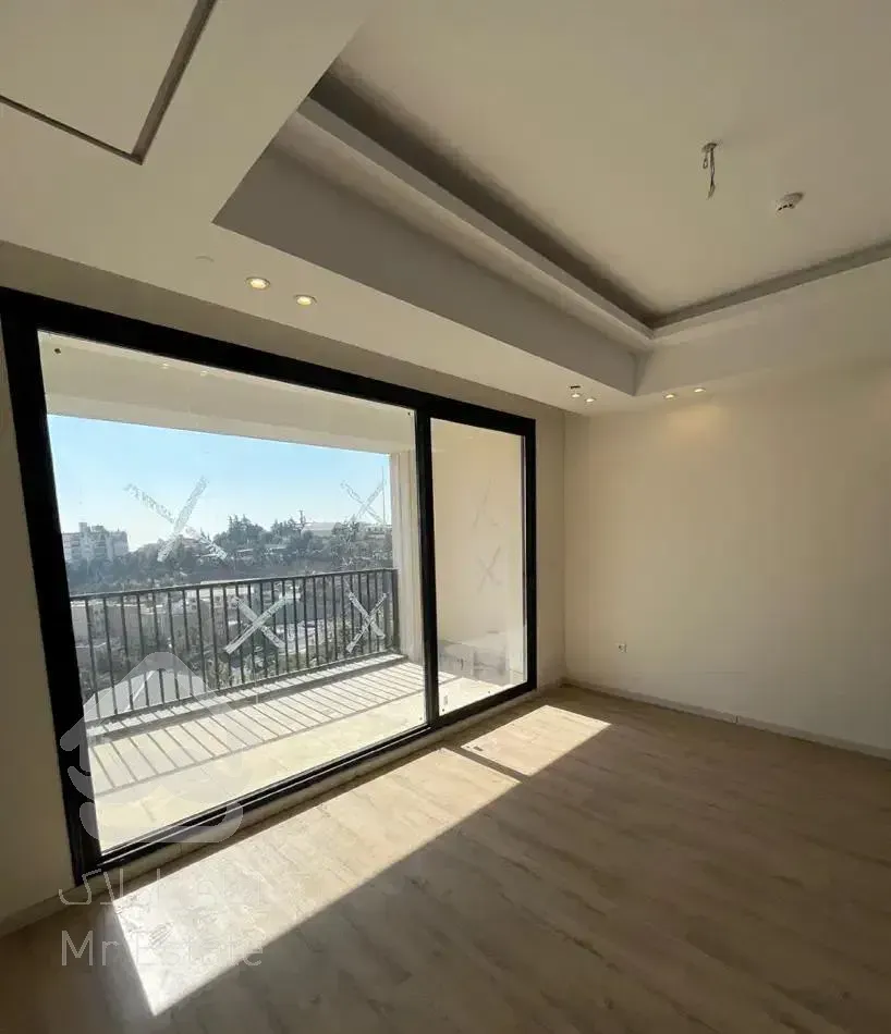 کامرانیه / ۱۵۰ متر / مدرن لوکس / کلید نخورده