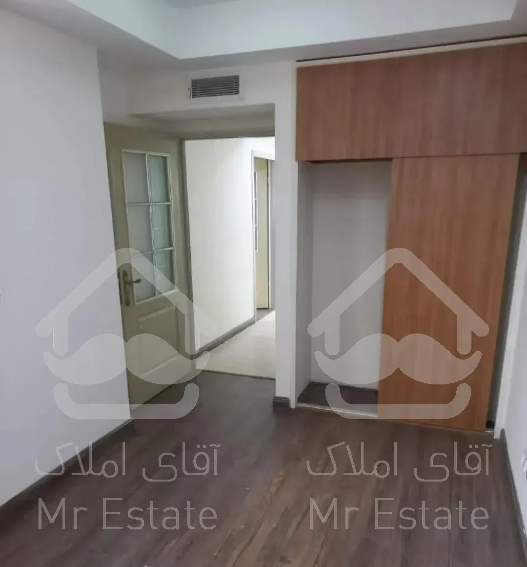 21 متر مغازه  *موقعیت*