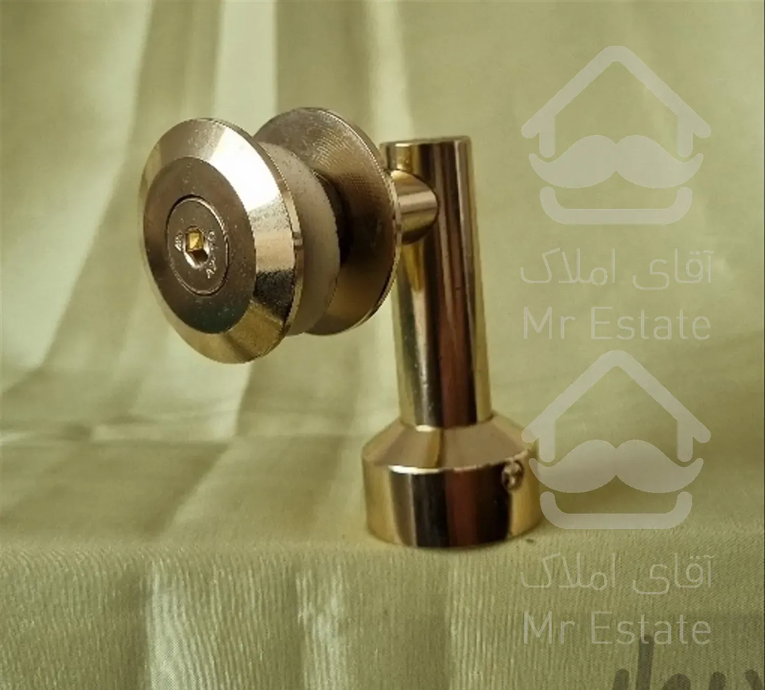 تولید فیکس پوینت یراق شیشه