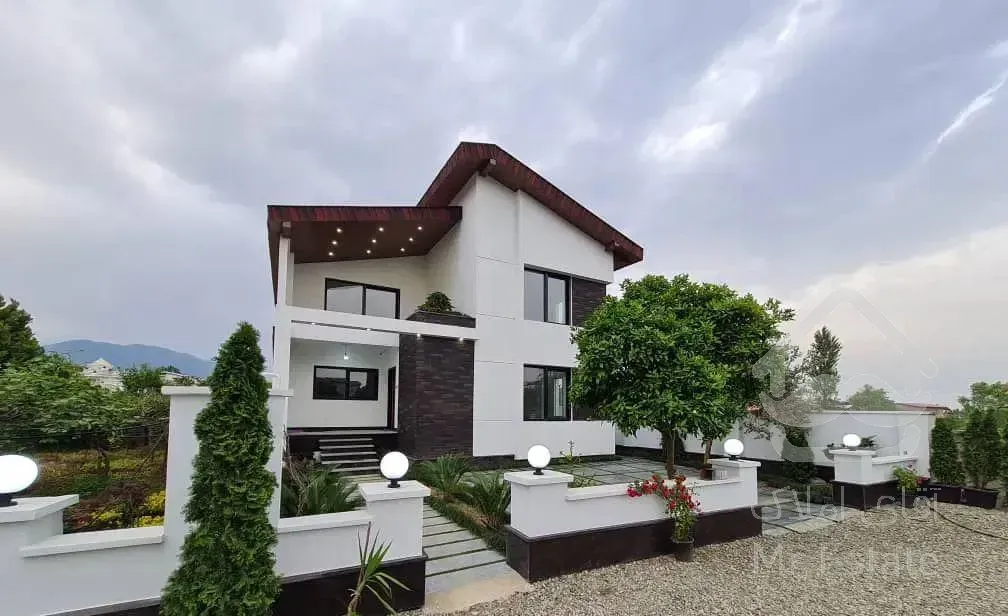 شیک/جمع و جور/خوش ساخت