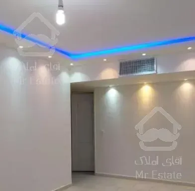 اینتاپارس ۸۲ متری دو خواب