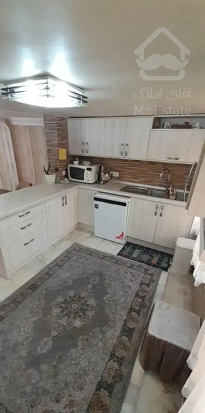 ۸۲ متر / ۲خواب / طبقه اول          ( فول امکانات )