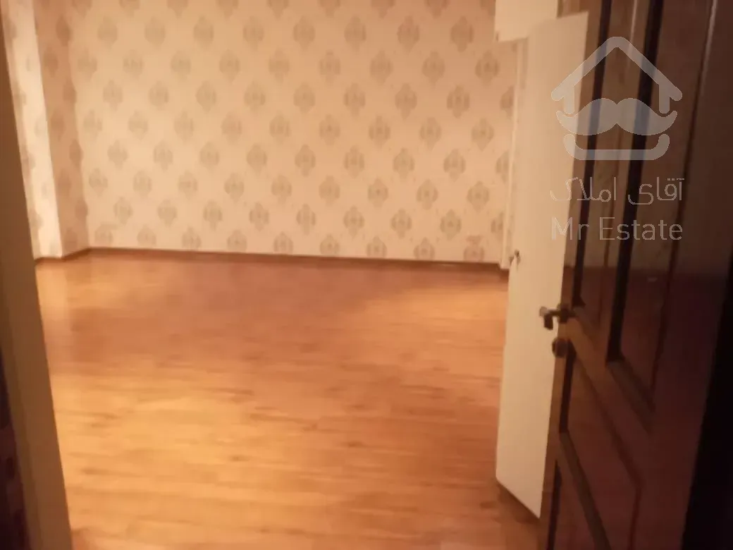 اجاره و رهن آپارتمان زعفرانیه 210  متر شیک