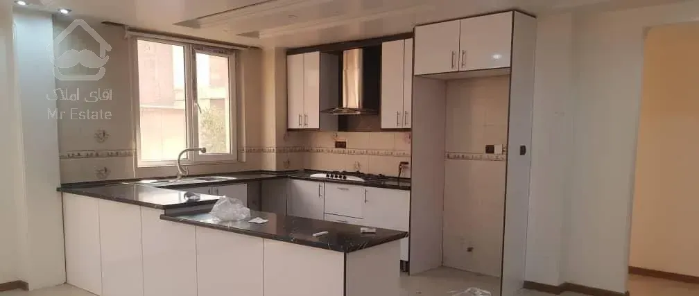 رهن آپارتمان ۱۱۵ متری ۳ خوابه در جماران