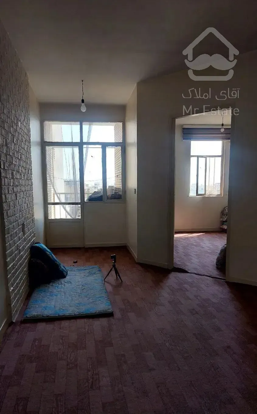 نظام آباد مسکونی ۶۴ متر ۱ خواب فروشنده واقعی