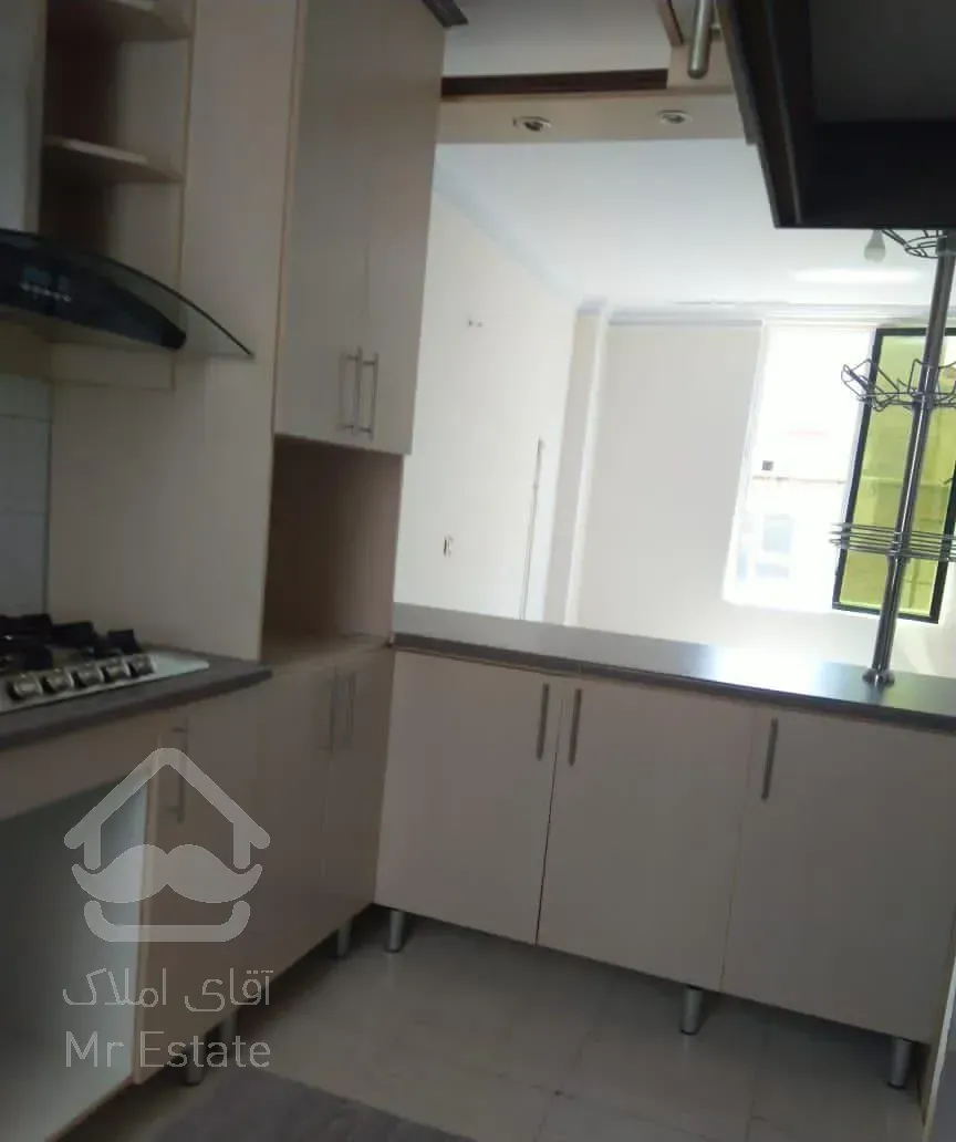 ۴۳متر با امکانات تک واحدی  غرق در نور