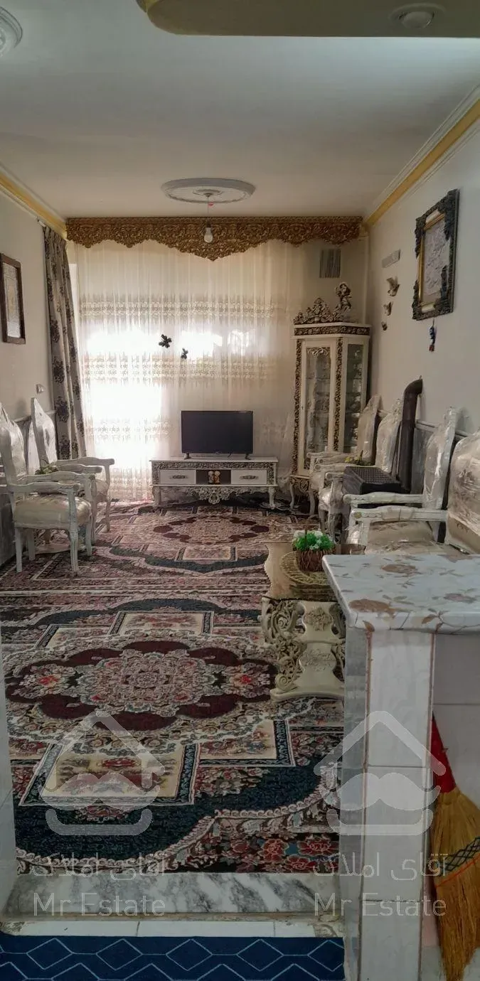 یک،عددسوییت،هست