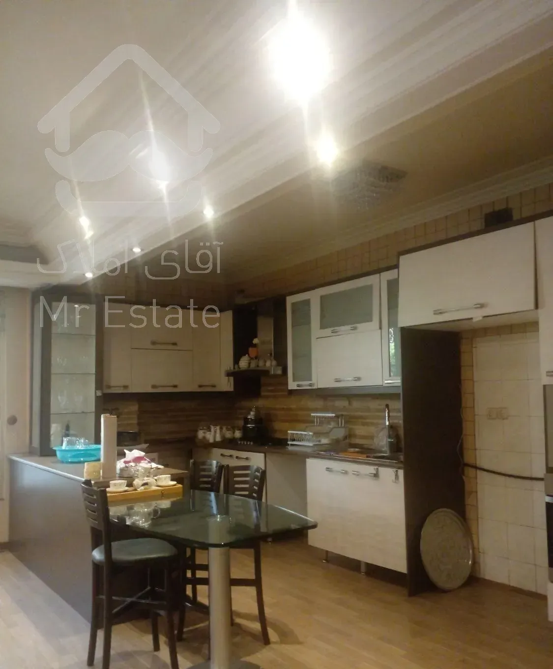 ۱۱۷متر۲ خوابه خوش نقشه. ونک.شیراز.شیخ بهائی