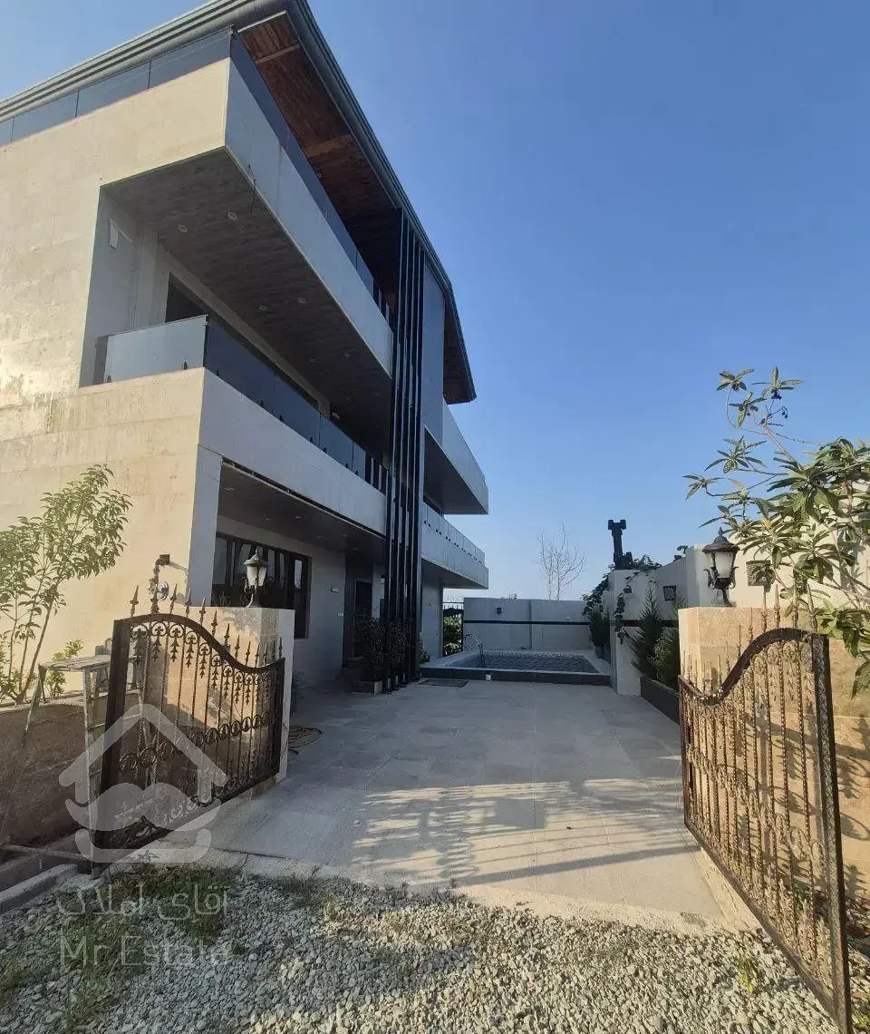 فروش ویلا تریبلکس لوکس/شهرکی/ویوجنگل