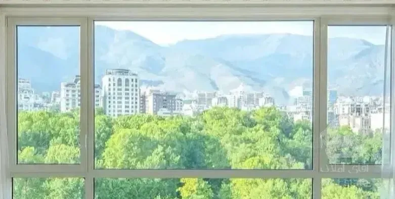 ۱۹۰ متر/ تک واحدی/ تراس بزرگ/ ویو باغ جنوبی