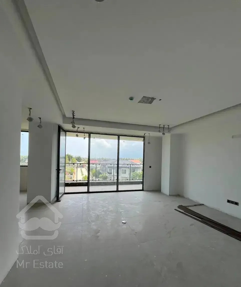 فروش آپارتمان مدرن  بامتریال درجه یک/استخر روی روف