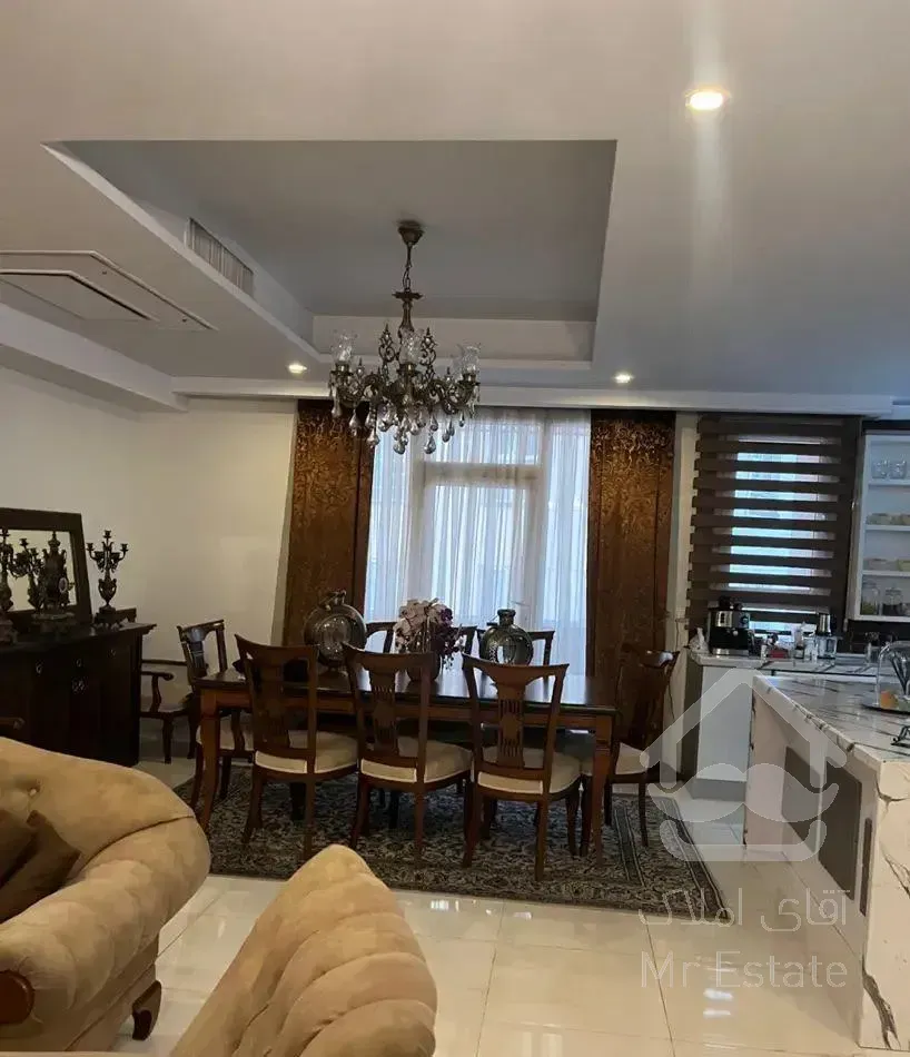 آپارتمان۱۳۰ متر بلوار اردستانی شهرک مروارید شهر