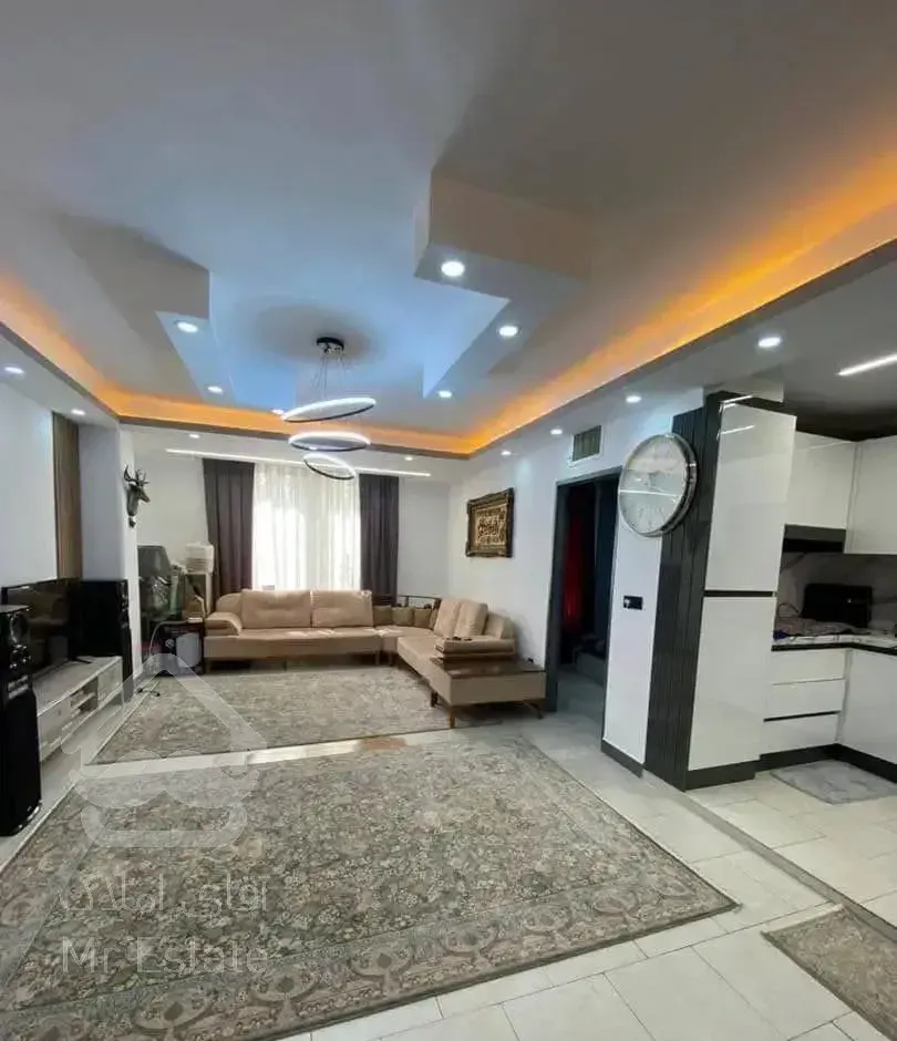 ۶۳ متر آکواریوم نور/ خوش نقشه/ متریال برند