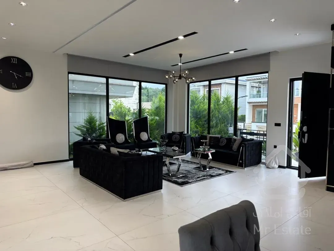 كد(٥٥٦)ويلا دوبلكس استخردار شهركي