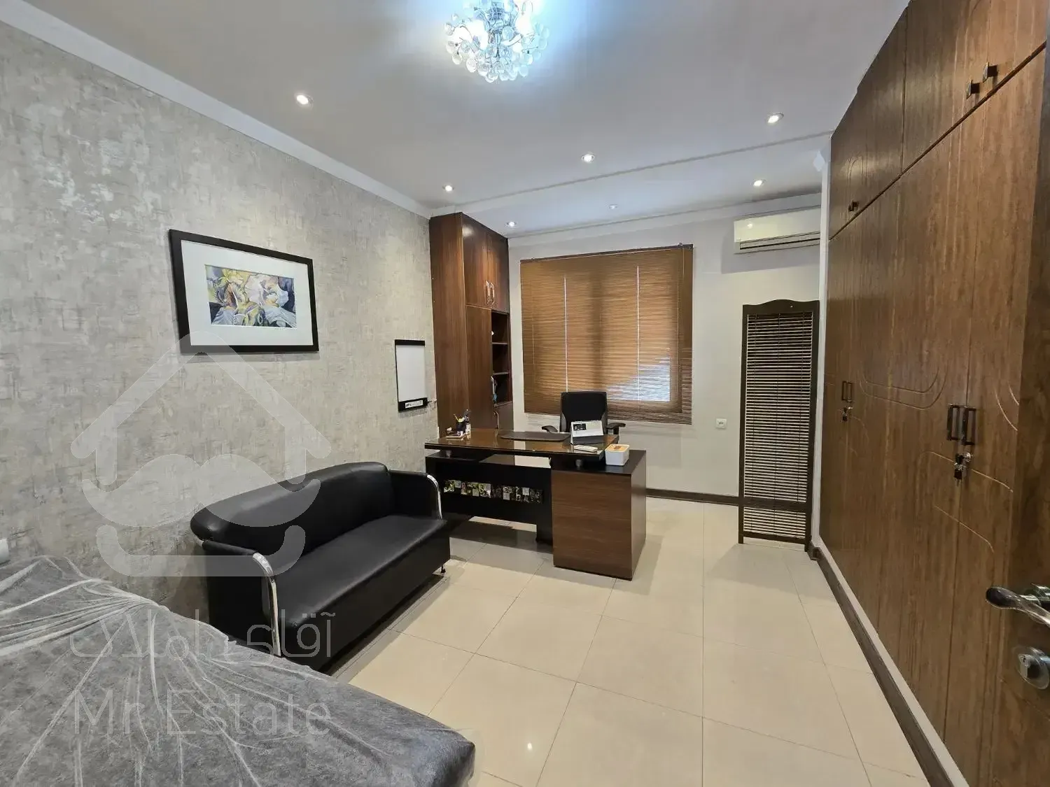 90متر سعادت آباد*ساختمان اداری و پزشکی * تابلوخور