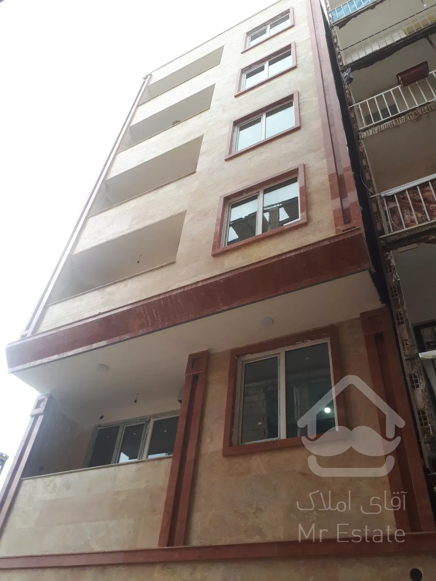 آپارتمان نوساز ۷۰ متر