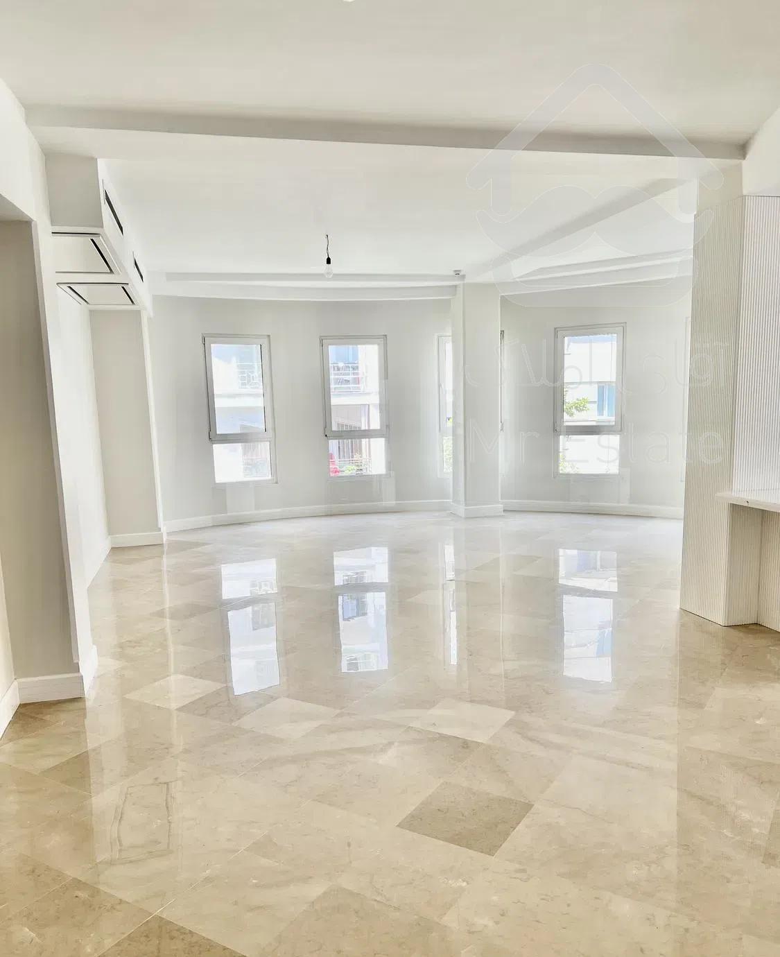 فرشته ١٦٠ متر شمیرانی ارتفاع سقف٤مترلابی(استانبول)