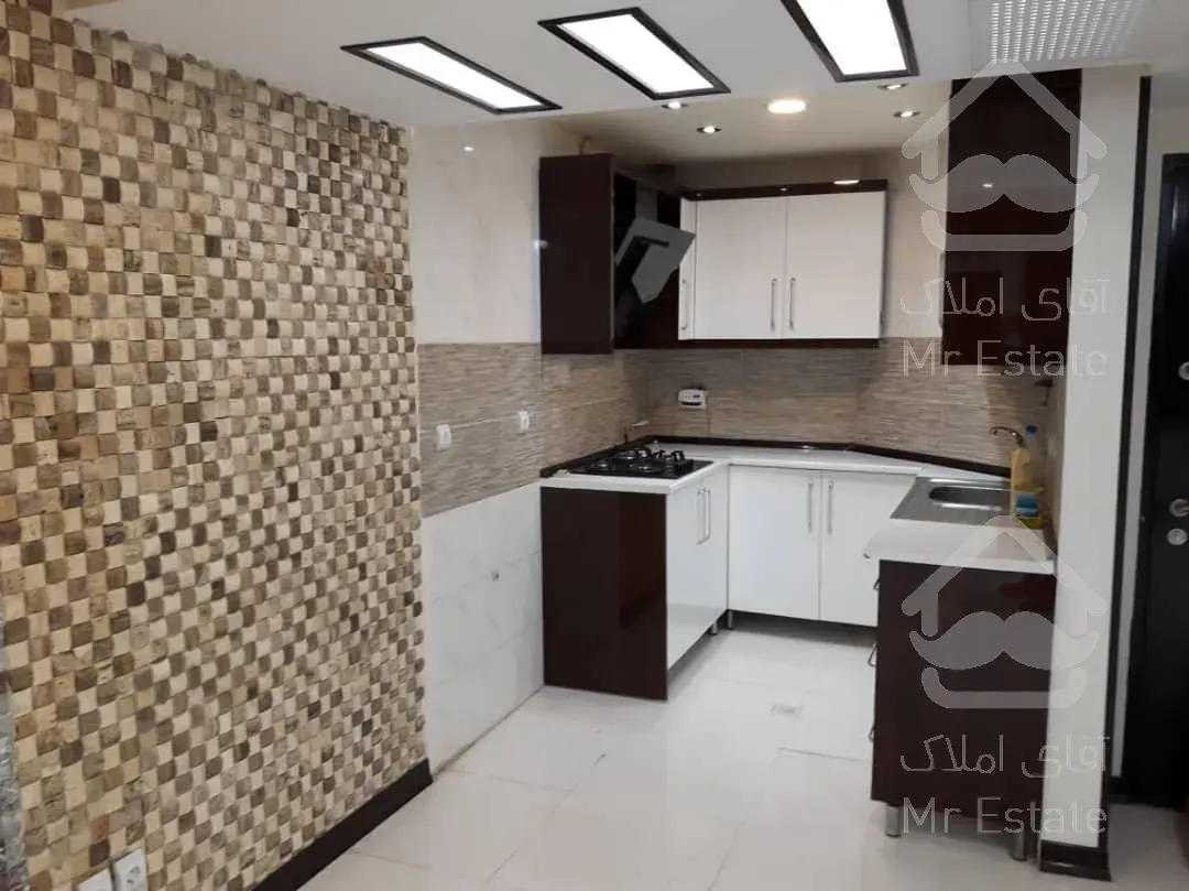 یک واحد ۹۲ متری جهت امور پزشکی و مطب