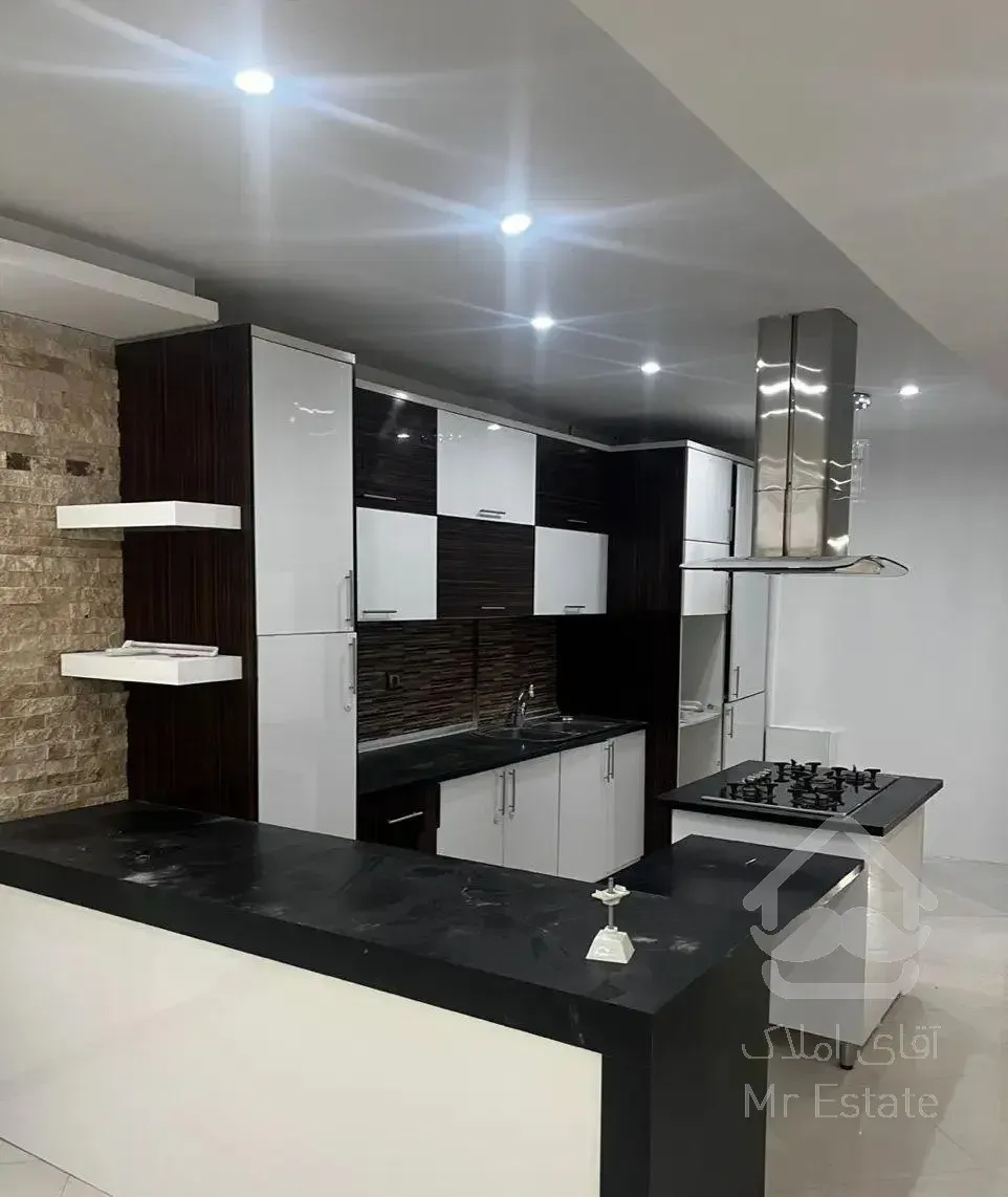 بلوار صارمی ۳۹/ ۱۲۸ متر تکواحدی