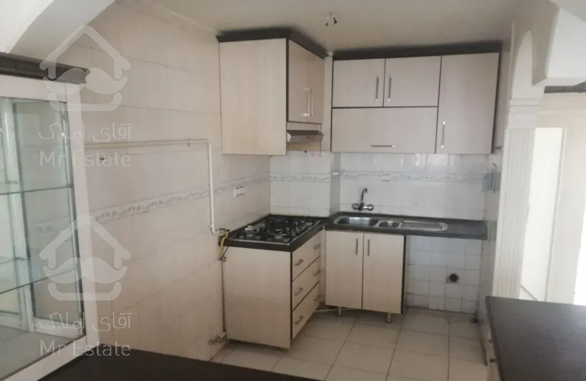 73.5متر دوخواب تکواحدی دارای دو بالکن.